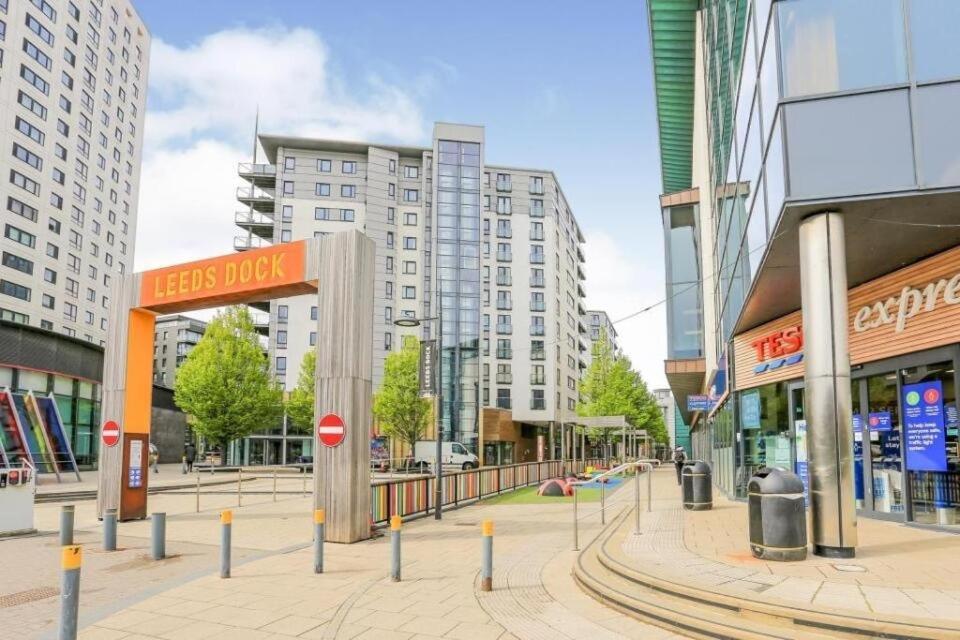Central Leeds Dock Apt&Free Secure Parking! Exterior photo
